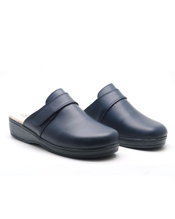 SABOTS EN CUIR – BLEU-MARINE